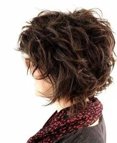 20 Shaggy Short Haircuts | http://www.short-haircut.com/20-shaggy-short-haircuts.html Short Textured Hair, Messy Curls, Short Shag Hairstyles, Shaggy Haircuts, Short Shag, Shag Hairstyles, Best Short Haircuts, Short Wavy