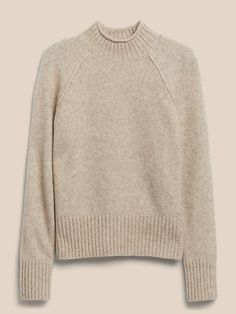 Relaxed Mock-Neck Sweater | Banana Republic Cozy Melange Sweater For Fall, Heather Winter Sweater For Layering, Look Boho Chic, Unique Yarn, 60 Fashion, Warm Sweater, Short Cut, Banana Republic Sweater, Warm Sweaters