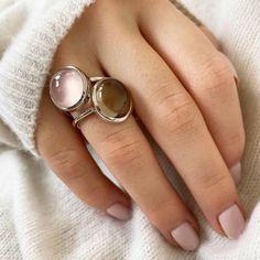 Smoky Rose Quartz Ring,925 Sterling Silver Smoky Rose Quartz Ring, Smoky Quartz Smoky Rose Quartz  Handmade Ring, Smoky Gemstone Ring Gemstone: Smoky Quartz , Pink Quartz Material: 925 Sterling Silver Natural Smoky Rose Quartz Gemstone 925 Solid Sterling Silver Statement Ring Stone Size  -10X14 MM (Approx) *the stones may vary slightly in shape, size and color. ✦Ring Size (US) - Please select size option from drop down menu. ✦Metal: Select from Drop down Menu ✦Stone - Smoky Quartz  (stone size c Estate Soft, Jewelry Design Silver, Jewellery Styling, Jewelry Ear, Beautiful Accessories, Ankle Jewelry, Purple Gems, Arm Jewelry, Rose Quartz Ring