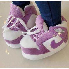 Sneaker Slippers – Luxandluxy Nike Slippers Women, Cute Shoes Women, Diy Floral Monogram, Organization Shoes, Shoes And Outfits, Dressing Shoes, Shoe Outfits, Shoe Organization, Nike Slippers