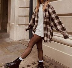 Bar Drinks Outfit, Women’s Grunge Outfits, Casual Night In Outfit, Edgy Outfits Dress, Dr Martens Outfit Fall Plus Size, Khaki Combat Boots Outfit, Fishnets And Oversized Shirts, Docs In Summer, Fall Outfits Black Tights