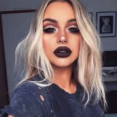 Fete Emo, Witch Makeup, Dark Lipstick, Black Lipstick, Beauty Make-up, Makijaż Smokey Eye, Lips Shades, Bold Makeup