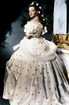 Romy Schneider Sissi, Empress Sissi, Elisabeth Of Austria, Empress Elisabeth, Christine Daae, Romy Schneider, Movie Costumes, Historical Dresses, Old Fashion