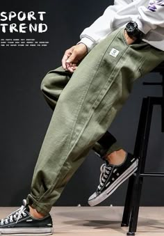 일본 패션, Pants Outfit Men, Mode Kimono, Men Stylish Dress, Mens Pants Fashion, Streetwear Men Outfits, Mode Inspo, Japan Fashion, Mode Inspiration