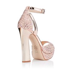 Description
Details
Shipping / Return




PINK METALLIC SUEDE SANDAL WITH SWAROVSKI CRYSTALS AND ROSE GOLD REVERSPECTIVE HEEL (13 CM)


A dazzling pink fantasy 

Charming, imposing and excessively feminine, our Pink Diamonds are one of the stars of our new Joya collection, inspired by the luxury of precious stones. In them, the romanticism of the pink tone of the metallic suede is filled with shine with dozens of Swarovski crystals that cover the entire piece for a model that shines with its ow Luxury Pink Sandals For Gala, Pink Glitter Party Sandals, Pink High Heel Gala Shoes, Glamorous Pink Ankle Strap Sandals, Pink Embellished Sandals For Galas, Pink Embellished Sandals For Gala, Glamorous Pink Sandals With Round Toe, Luxury Sparkling High Heel Sandals, Luxury High Heel Sparkling Sandals