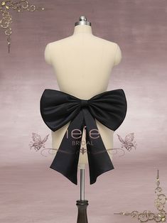 Satin Bow for Wedding and Formal Dress Chapel Veil Wedding, Big Bow Dress, Faux Collar, Alice In Wonderland Tea Party Birthday, Long Veil Wedding, Bow Sash, Veil Accessories, Ribbon Dress, Wedding Sash Belt