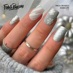 Click here to view more Fofosbeauty Press On Nails at lower price! Limited Edition Christmas Design Nails Decoration are here, with glossy extra-long stiletto shaped nails! Spare yourself a schlep to the salon with DIY false nails that also save you time and money. Wickedly chic one-of-a-kind manicures will make you look spellbindingly beautiful in a snap. Created exclusively for Fofosbeauty by top professional nail artists and social influencers, you wont find these styles anywhere else. Fofosb Kutek Disney, Winter Designs, Stunning Nails, Valentine Nails, Nagel Tips, Her Nails, Snowflake Nails, White Nail, Stick On Nails