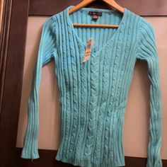 Turquoise Sweater Size Small Slim New Turquoise Sweater, Sweater Fashion, I Got This, Sweater Sizes, Women's Style, Sweaters For Women, Turtle Neck, Turquoise, Wardrobe