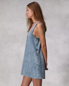 Naia Denim Dress - Mari | rag & bone Men Jeans Pants, Sleeveless Shift Dress, Mini Shift Dress, Denim Flares, Wide Leg Denim, Bottoms Pants, A Bag, Denim Dress, Shift Dress