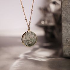 Genuine Moss Agate round circle disc necklace on 14k gold filled satellite chain / Long layering necklace / Boho look, raw natural gemstone Size: 20mm diameter Note that due to the handmade nature of these genuine stones, measurements are approximately and might vary slightly for each stone. Chain: Available in 18, 20 and 24 inches (choose from menu) Chain Material: 14k Gold Filled with spring ring clasp. Bail of the pendant is Vermeil Gold (14k gold plated over Sterling Silver) Stone: Genuin... Moss Jewelry, Layered Necklaces Boho, Moss Agate Necklace, Gold Gemstone Necklace, Moss Agate Jewelry, Agate Pendant Necklace, Store Jewelry, Gold Disc, Agate Jewelry