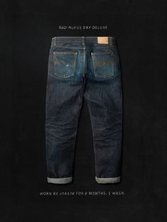 Regular fit jeans with a straight leg made from pure indigo-dyed denim woven by the almighty Japanese denim mill Kaihara, exclusively for Nudie Jeans. It’s a crispy heavy-hitter, tightly woven, and packed with starch weighing in at 16 oz..   We always recommend six months of daily wear for all dry denim. And with Dry Deluxe, we cannot stress this enough. This tightly woven, full-width, heavyweight twill is packed with starch. Washing them too early causes unwanted, sharp contrasting wear marks a Men’s Denim, Nudie Jeans Outfit Men, Selvage Denim Jeans, Japanese Jeans, Japan Jeans, Denim Washes, Mens Rugged, Men's Denim Style, Dyed Denim