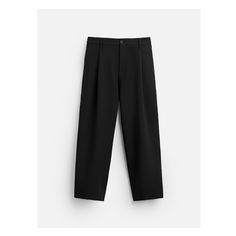 Relaxed fit pants. Front pleats at waist. Front pockets and back welt pockets. Front zip and button closure. Mens Black Trousers, Mens Pleated Pants, Leather T Shirt, Black Trousers Men, Relaxed Fit Pants, Zara Men, Black Pants Men, Waistcoat Dress, Pants Details