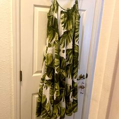 New! Please Read Description To Ensure You Are Receiving The Correct Size. I Cannot Guarantee Fit Or The Color Of The Item As The Color Will Vary From Device To The Natural Eye. Comes From A Smoke Free Home. Sorry, No Trades. Reasonable Offers Accepted. Same/Next Day Shipping. Thanks For Looking. Have A Blessed Day! H&m Sleeveless Maxi Dress For Vacation, H&m Sleeveless Vacation Dresses, H&m Summer Maxi Dress For Beach, H&m Sleeveless Vacation Sundress, H&m Sleeveless Sundress For Vacation, H&m Sleeveless Sundress For Beach, Sleeveless H&m Sundress For Vacation, H&m Vacation Sundress Maxi Dress, White H&m Beach Dress