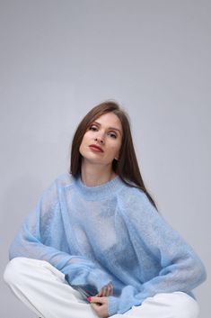 Knitted Mohair and Silk sweater - oversized sweater XS-XL - Italian 70% kid mohair 30% silk - extra soft - extended sleeve - easy care Mohair Sweater Pattern, Pull Mohair, Soft Sweaters, Silk Sweater, Woman Sweater, Pull Oversize, Sweater Oversized, Silk Knit, Mohair Sweater