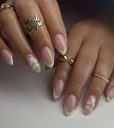 Manicure En Gel, Nails Ideas 2023, White French Tip, Beige Nails, Basic Nails, Nail Art Inspo, Gel Nail Colors, Nails Aesthetic, Almond Nail