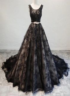 Elegant Black Gown With Lace Bodice, Sleeveless Black Ball Gown For Wedding, Lace Evening Dress With Sweep Train For Prom, Black Ball Gown Evening Dress With Lace Bodice, Black Lace Ball Gown For Party, Lace Evening Dress With Sweep Train, Sleeveless Black Gown For Prom Season, Black Sleeveless Gown For Prom Season, Sleeveless Black Gown For Prom