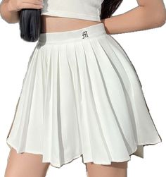 Spring White Relaxed Fit Tennis Skirt, Spring Relaxed White Tennis Skirt, Trendy High Waist White Skirt, Trendy White Midi Skirt, White Flowy Skort Short Length, Relaxed White Tennis Skirt For Summer, White Relaxed Tennis Skirt For Summer, Trendy White Mini Skirt, Trendy White Pleated Skirt