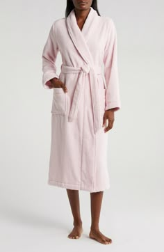 College Needs, Terry Cloth Robe, Terry Robe, Bath Robes For Women, Soft Robes, Gift Wishlist, Bridesmaid Boxes, Smelling Good, Birthday Wish List