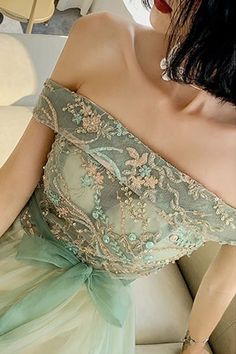 Off the Shoulder Sage Green Tulle Formal Dress Fey Court, Sage Green Wedding Dress, Sage Green Prom Dress, Green Prom Dress Long, Tulle Formal Dress, Homecoming Dress Ideas, Prom Dresses Off The Shoulder, Homemade Dress, Green Wedding Dresses