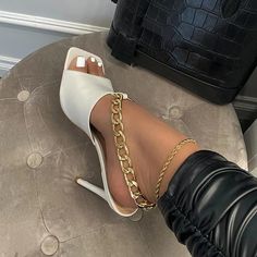 Baddie Shoes, Chic High Heels, Slip On Heels, Square Toe Sandals, Shoes Sandals Heels, Cute Heels, Heels High, Shoe Closet, Boots Heels