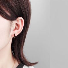 Style: Simple Color: Yellow Gold (Red), Yellow Gold (Black) Fashion Element: Geometry Female Earrings, Please Forgive Me, Luxury Earrings, Square Earrings, Huggie Earrings, Shopping Tips, Simple Colors, Accessories Jewelry Earrings, Forgive Me