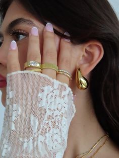 gold jewelry, gold rings, ring stack, sparkly rings, statement rings, gold earrings, chunky earrings, statement earrings Chunky Gold Rings, Jewelry Gold Rings, Sparkly Rings, Sparkly Ring, Chunky Earrings