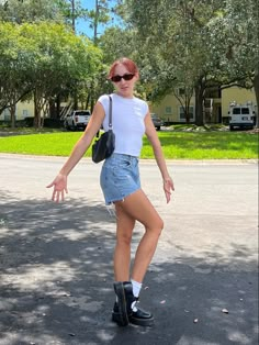 Platforms Outfit Summer, Docs With Shorts Outfit, Casual Mary Janes Outfit, Platform Doc Marten Sandals, Black Doc Sandals Outfit, Docs And Shorts Summer Outfits, Shorts With Doc Martens Summer Outfits, Doc Sandles Outfit, Maryjane Docmart Outfit