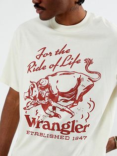 The Wrangler x PacSun For The Ride Of Life T-Shirt captures the spirit of adventure. With short sleeves, a crew neckline, and a bold "For the Ride of Life" graphic on the front, it also features a classic Wrangler logo graphic at the upper back for a timeless touch. Mountain Tshirt Design, Vintage Tshirt Design, Vintage Shirt Design, Brand Apparel, Christian Graphic Tees, City Light, Western Graphic Tees, Pacsun Mens, Wrangler Shirts