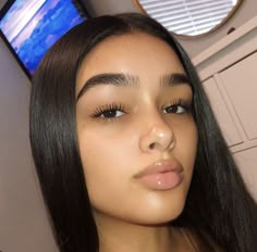 Thick Eyebrows Natural, Grow Longer Eyelashes, Lex Carrington, Alexis Carrington, Skin Goals, Clear Glowing Skin, Thick Eyebrows, Natural Eyebrows