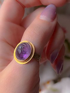 Superb Vintage Egyptian Revival Amethyst Scarab Ring Luxury Round Cabochon Amethyst Ring, Luxury Yellow Gold Amethyst Ring Oval Cabochon, Luxury Amethyst Cabochon Ring For Formal Occasions, Luxury Formal Cabochon Amethyst Ring, Luxury Formal Amethyst Cabochon Ring, Luxury Polished Oval Amethyst Ring, Luxury Oval Amethyst Ring With Polished Finish, Purple Hallmarked Signet Ring, Luxury Purple Cabochon Amethyst Ring