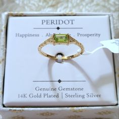 Brand New In Box Shivam Peridot With White Topaz Ring Excellent Condition With No Flaws Size 9 Gold Plating Over 925 Sterling Silver Dainty Rectangular Peridot With A White Topaz Gemstone On Either Side Set On A Textured Gold Band Made In India Please No Trades Or Lowballs! *Ask Any Questions You May Have Prior To Making An Offer Or Purchase Please* August Birth Stone Ring, Peridot Ring Gold, Gold Peridot Ring, Wedding Rings Emerald Cut, August Birthstone Ring, Princess Gifts, Peridot Jewelry, Gold Statement Ring, August Birthstone