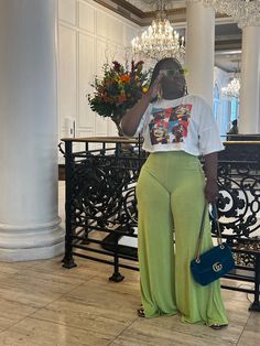 Green Pants Outfit Wide Leg, Slinky Pants Outfit, Outfits With Lime Green Shoes, Houston Vacation Outfits, Green Pants Outfit Black Women, Green Outfit Black Woman, Wide Leg Pants Outfit Spring, Stretchy Pants Outfit, Soft Pants Outfit