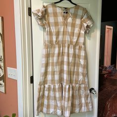 Who What Wear Plaid Cotton Midi Dress. Tiered Ruffle, Tie At Top. Large Beige/White Buffalo Plaid. Nwot Never Worn Cotton Midi Dress, White Buffalo, Plaid Dress, Who What Wear, Buffalo Plaid, Buffalo, Colorful Dresses, Midi Dress, Plaid