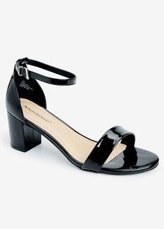 A block heel wide with sandal featuring a slender ankle strap provides a sleek, modern finish to any look in your wardrobe. Wide Width Sandals, Ankle Strap Block Heel, Full Figure Fashion, Dressing Your Truth, Full Figured, Ankle Strap Sandals, Leather Sandals, Medium Size, Plus Size Fashion