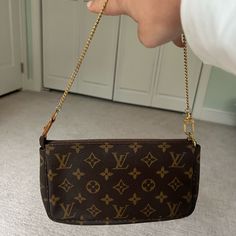 Pre-Owned. Date Code Number Indicates It Was Made In France In 1997 (Ar0947). Louis Vuitton Small Purse, Elegant Brown Monogram Canvas Baguette Bag, Elegant Monogram Canvas Baguette Bag For Everyday Use, Lv Pochette Outfit, Louie Vuttion Bag, Cute Designer Bags, Louis Vuitton Big Bag, Small Louis Vuitton Purse, Designer Bags Aesthetic