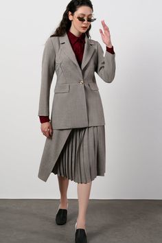 Women's Arabella Straight Long Sleeved Cotton Blazer S/M/L Grey MEAN BLVD Semi-formal Office Lady Blazer, Formal Office Lady Skirt Suit With Suit Collar, Elegant Long Sleeve Fall Suits, Timeless Spring Formal Blazer, Fall Office Lady Skirt Suit, Elegant Winter Suits For Office Wear, Formal Office Lady Blazer With Notch Lapel, Semi-formal Single Breasted Suits, Formal Notch Lapel Skirt Suit For Office