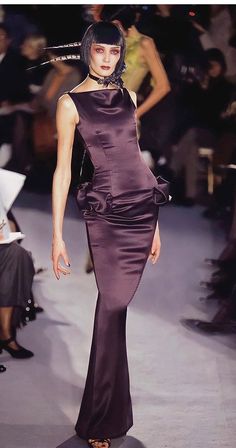 90s Luxury Fashion, Vintage Hollywood Glamour Dress, 90s Cocktail Dress, 90s Gown, Thierry Mugler 90s Dresses, Bodycon Mermaid Dress, 90s Whimsigoth Runway, 90s Runway Dresses Black, Purple Dress Runway Fashion