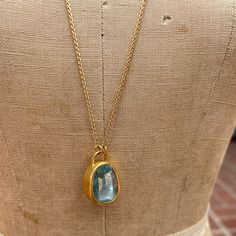 OVAL AQUAMARINE PENDANT SET IN 22K GOLD ON 18K GOLD CHAIN, 5.25 CARAT • DESIGNED AND HAND FORGED IN NEW YORK ��• LENGTH: 17.5 INCHES Please email info@elihalili.com or call the studio at 212-941-7979 for any inquiries. 18k Gold Chain, Aquamarine Pendant, Sapphire Pendant, Gold Chain Necklace, 22k Gold, Pendant Set, Aquamarine, Gold Chains, 18k Gold