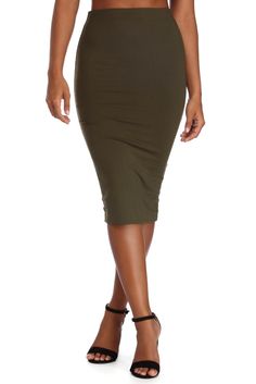 Drop It Like It's Hot Skirt Witch Powers, Knit Skirts, Kim Kardashian Outfits, Hot Skirts, Kardashian Outfit, Stylish Skirts, Concert Looks, Knit Midi Skirt, Big Promotion