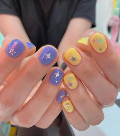 Pretty Gel Nail Designs, Primary Color Nails, Purple And Yellow Nails, Kidcore Nails, Summer Manicure Designs, Easy Summer Nail Art, Manicure Design Ideas, Manicure Service, Nail Yellow