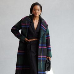 Sydney Plaid Overcoat | Nuuly Rent Women’s Fall Style, Womens Business Attire Winter, Womens Work Outfits Winter, Deep Winter Fall Outfits, Winter Color Palette Clothes Outfit Ideas, Funky Workwear, Europe Fall Fashion, Boston Street Style, Ceo Fashion