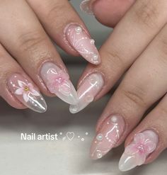 Douyin Summer Nails, Gel X Flower Nails, Gel X Nail Art Designs, Gel X Almond Nail Designs, Sculpted Flower Nails, Pink Floral Nails, Flowers And Pearls, Wow Nails