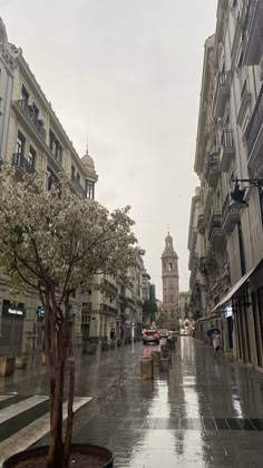 rain, valencia, spain, aesthetic, city, vibes, cloudy, comfy, travel, town, architecture, vacation, summer, trip, europe, european summer Rainy Europe, Cloudy City, Spain Vibes, Rainy Streets, Spain Aesthetics, Spain Streets, Spain Cities