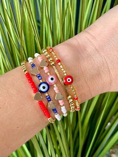 Evil Eye Colors, Small Eyes, Preppy Bracelets, Bracelet Keychains, Wrist Wear, Eyes Blue, Protection Bracelet, Star Bracelet, Fuse Beads