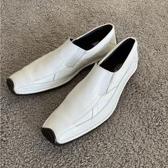 Bacco Bucci Men's Italy Sz9 Dressy Pointed Square Toe Shoes In White Fitted Leather Slip-on Shoes With Rubber Sole, Formal Slip-ons With Square Toe And Leather Sole, White Pointed Toe Leather Shoes For Semi-formal Occasions, White Almond Toe Slip-ons For Business, Formal Slip-ons With Pointed Toe And Stitched Sole, Spring Formal Leather Shoes With Stitched Sole, White Slip-ons With Leather Sole And Pointed Toe, Spring Business Moc Toe Leather Shoes, Spring Business Leather Shoes With Moc Toe