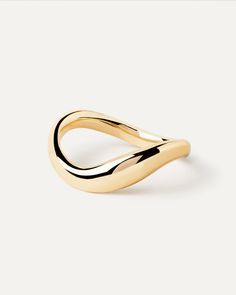 RING WIDTH: 5 mmWeight: 3.53 g Recycled Gold Ring, Evening Eye Makeup, Jewelry Storage Ideas, Everyday Jewellery, Diamond Stacks, Evening Jewelry, Ring Settings, Jewellery Brand, Jewelry Essentials