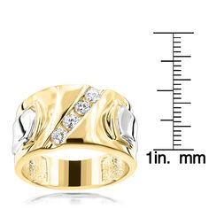 a yellow gold ring with diamonds on the side and measurements for each piece in front