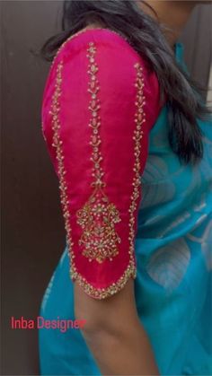 Dual Colour Blouse Designs, Short Hand Blouse Designs, Simple Blouse Designs Pattern, Pattern Blouse Designs, Trending Blouse Design, Fashion Song, Maggam Blouse, Blouse Designs High Neck, Traditional Weddings