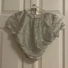 Never Worn Lucy In The Sky, Backless Top, Silver Glitter, Final Sale, The Sky, Womens Tops, Glitter, Full Service, Silver