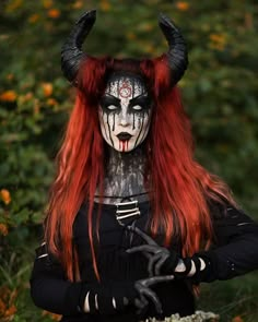 Women's Scary Halloween Costumes, Demon Horns Costume, Black Demon Costume Women, Witch Woman Costume, Gothic Demon Costume, Demonic Witch Makeup, Witch Sfx Makeup, Satanic Witch Makeup, Demon Woman Costume